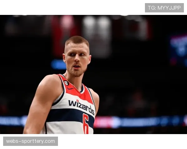 汉堡343阵型解析：波尔津的防守反击体系如何应对保级压力